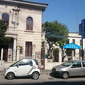 Luisa Hotel